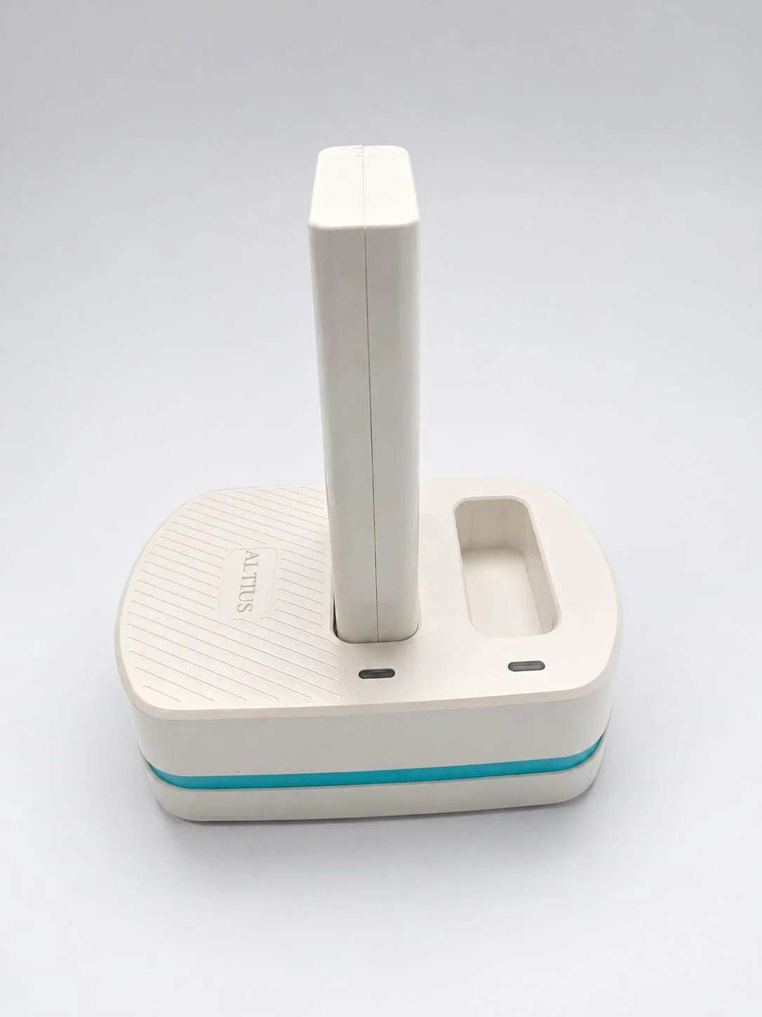 Cargador de Baterías para Lámparas Altius H37